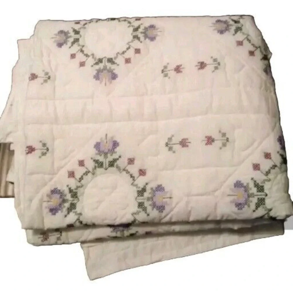 Handmade Quilted‎ Throw Blanket Floral Embroidered Accent Decor Soft